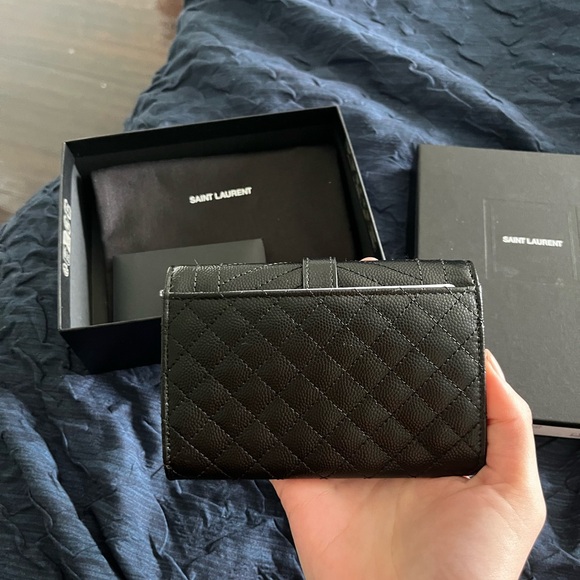 YSL Monogram Small Flap Wallet in Grained Leather - Picture 4 of 6